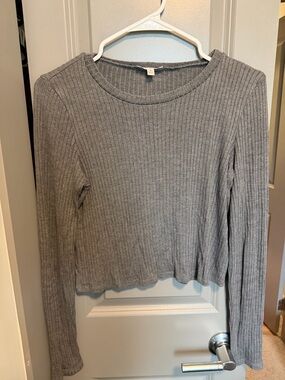 Reformation Gray Ribbed Long-Sleeve Crew Top